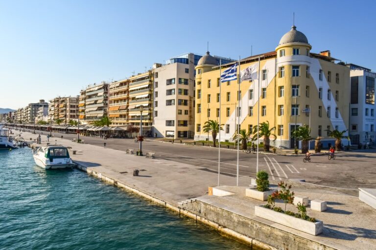 Magnesia: The Mystical Land of Mountains and Sea